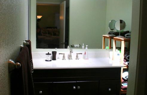 Lily Pad - Hot Tub! Private Dock! BBQ! Game Room! Walk to Town!! Fast WiFi!! Dog Friendly! - Foto 17