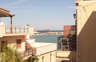 Myron & Gabby's House - Photo 13