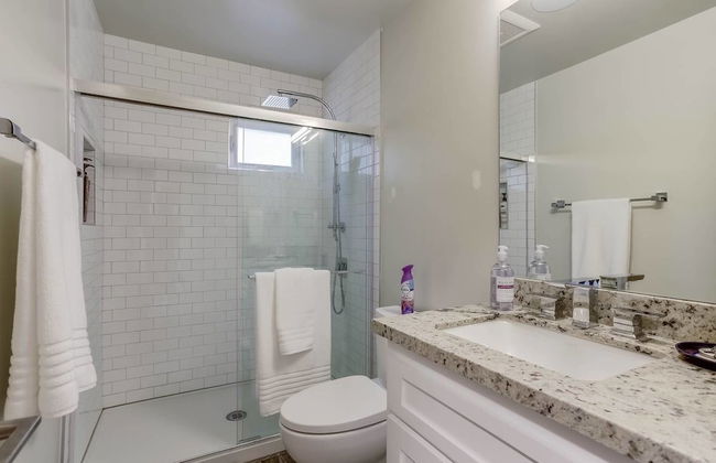 Brand NEW - Bay View Beach House - Houses for Rent in San Diego - Foto 26