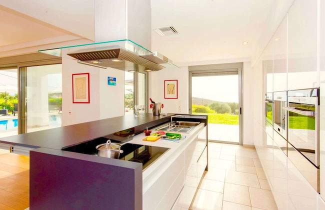 Sparkling Villa in Acrotiri with Private Pool near Sea Beach - Foto 5