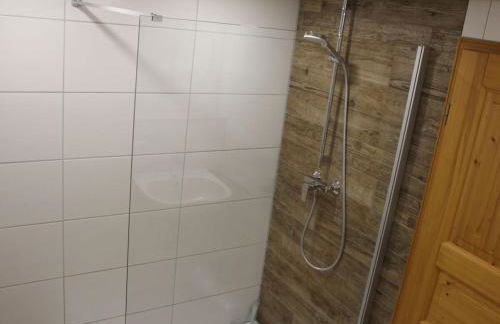 on the Willmann farm - Foto 26