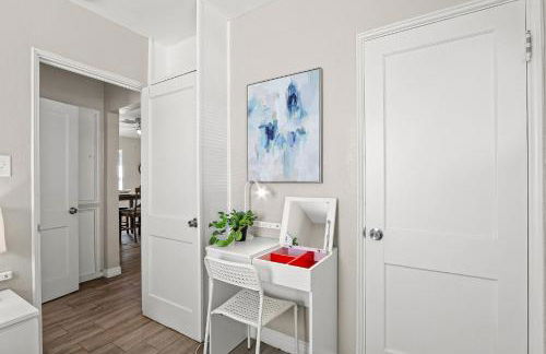 Renovated Stay, Parking, Near DT & Airport - Foto 27