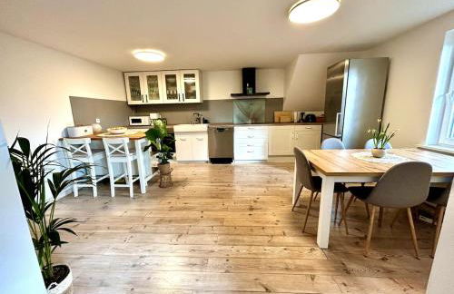 Wunderschöne moderne Wohnung mit Balkon - Foto 24