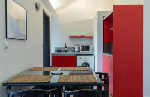 CHROMA Lodge Pikermi - Photo 36