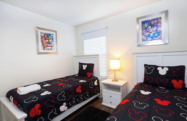 Beautiful Townhome With Hot Tub 13 - Photo 6