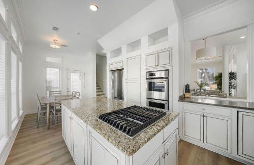 Lazy Bones - Vacation Home Near the Beach with Private Pool & Golf Cart - Foto 11