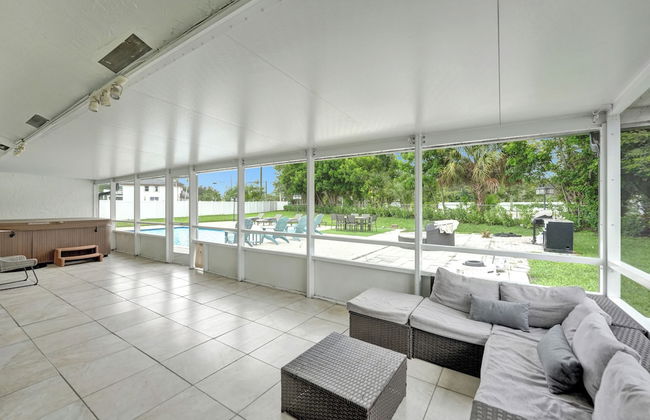 Villa Royale 4 BR Home w Pool & Hot Tub - Foto 33