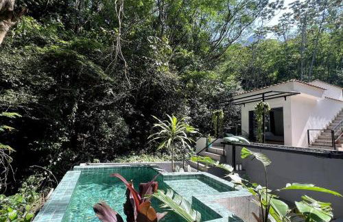 Casa na Floresta - 50 min do Rio - Foto 1