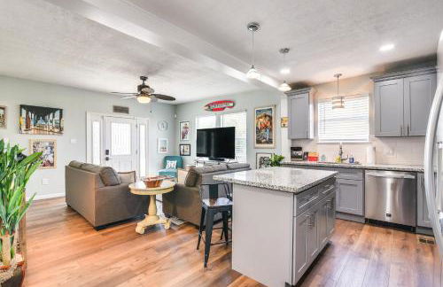 Hot Tub and Yard Jimmy Buffet-Themed Galveston Home - Foto 6