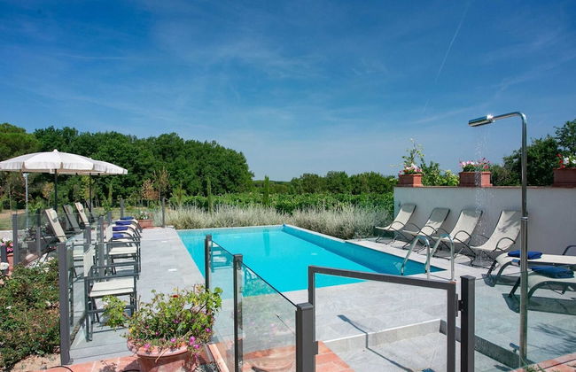 Plush Holiday Home in Cortona with Hot Tub - Foto 21