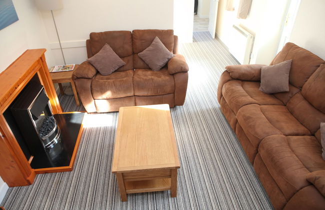 Harbour Cottage - Photo 2