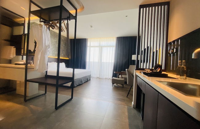 NEWCC HOTEL & SERVICED APARTMENT - Photo 9