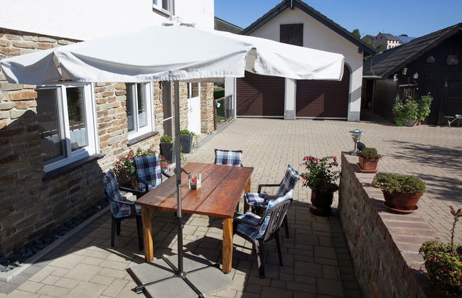 Halenfeld Family Farm Stay - Photo 18