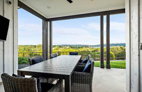Scenic Lake Travis Farmhouse - Pickleball - BBQ - Foto 33