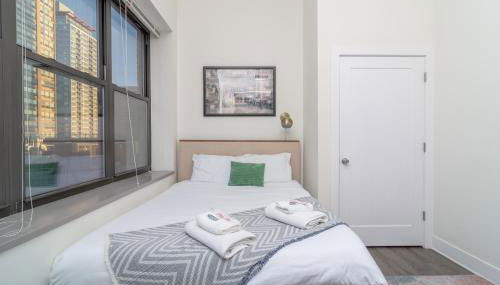 McCormick Place 3BR Luxury Penthouse Duplex with Personal Rooftop and Optional Parking for 8 guests in Chicago South Loop - Foto 4