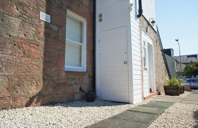 Fantastic 2 Bedroom, Spacious and Great Location! - Photo 31