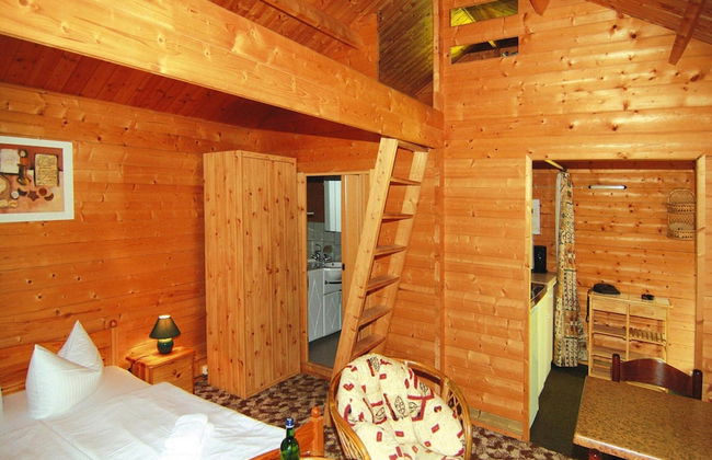 Log Cabin by Fahrsee With Lake Sauna - Foto 3