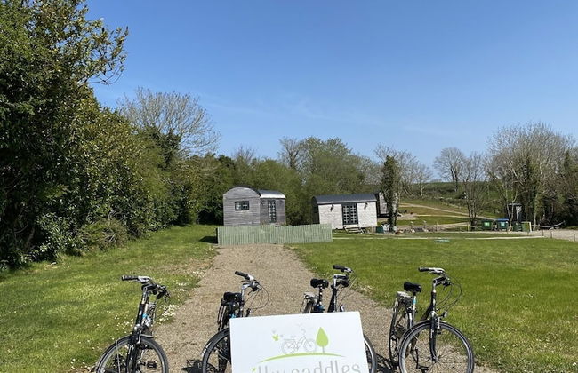Beds of Silk Luxury Glamping - Photo 15