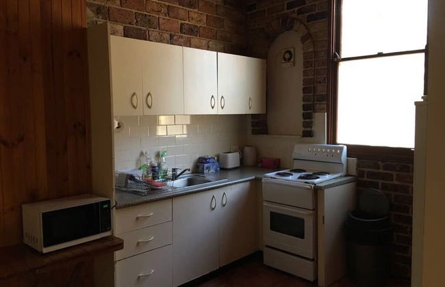 Spacious 3 Bedroom Terrace in Newtown - Photo 6