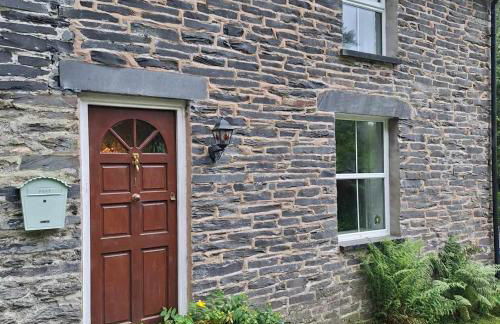Cosy riverside cottage in beautiful Corris - Photo 12