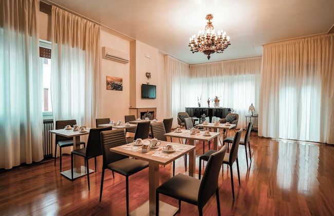 Angelica Home - Photo 31