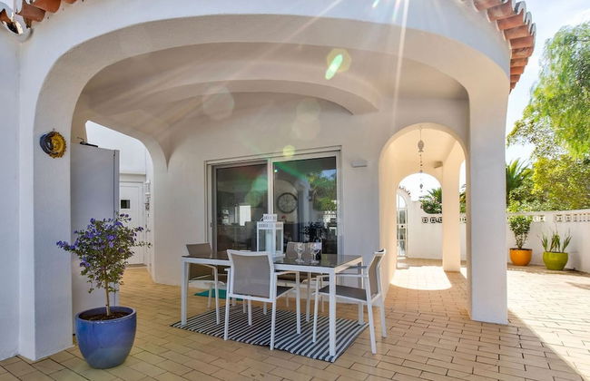 66 ADM Clara Beautifully Renovated Villa - Foto 21