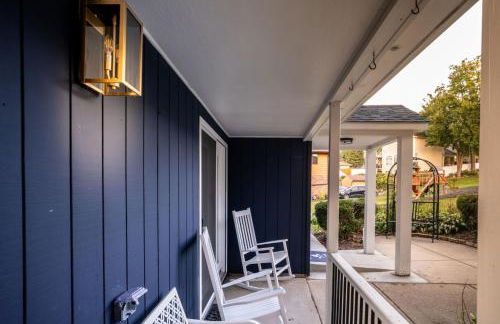 The Blue Sapphire 3BR 3BA Luxury Lakefront Home on Mineola Bay Stunning Views on Chain O Lakes - Photo 72