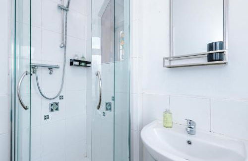 2 Bed Apartment ,Sea Views - Foto 6