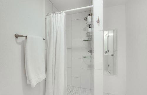 El Paso Home about 2 Mi to University Medical Center! - Foto 18