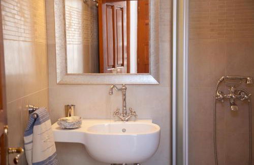 Villa Lindos - Photo 22