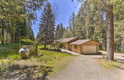 Vibrant Weaverville Escape with Deck and Creek! - Foto 28