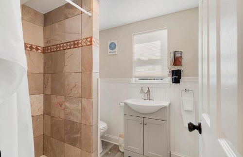 Gorgeous Beach House 2 blocks to the beach, Boardwalk, and amazing Restaurants - Foto 16