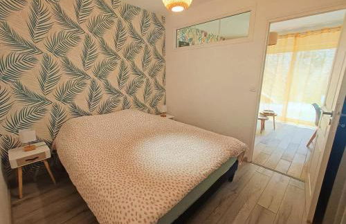 Le Rez des Arcades - T2 en RDC hypercentre - Foto 9