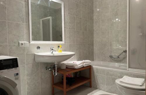 Saint Martin Guest House - Photo 16