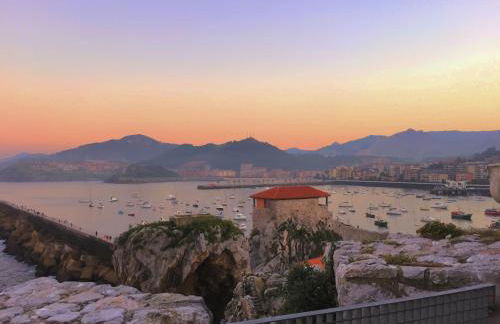 Castro Holidays - Apto C Nuevo Céntrico con Garaje Gratis - Photo 33