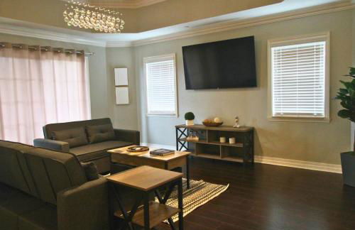 Luxurious 3-Bedroom Condo in Reunion Resort - Foto 37