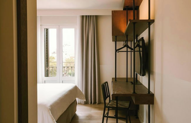 Casa Luz Hotel Plaça Universitat, Sonder by Marriott Bonvoy - Photo 8