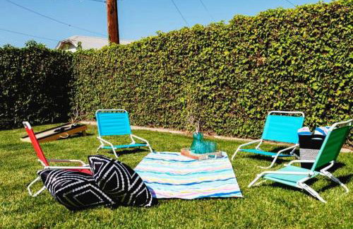Chic 2Bed And Large Serene Backyard in Heart of SD - Photo 5