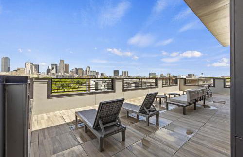 Trendy 1BR w 10ft Ceilings FREE Parking Pet Friendly - Foto 61