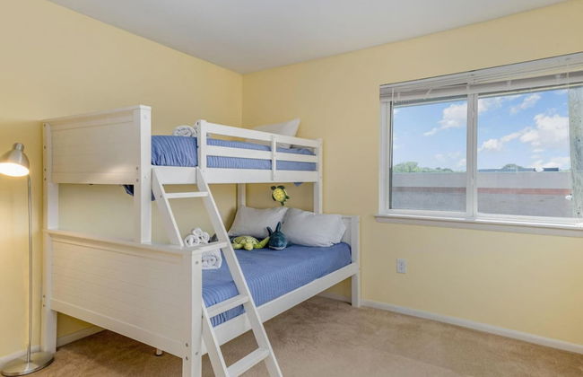 Neptune s Nook 5 min From Oceanfront w Pool - Foto 12