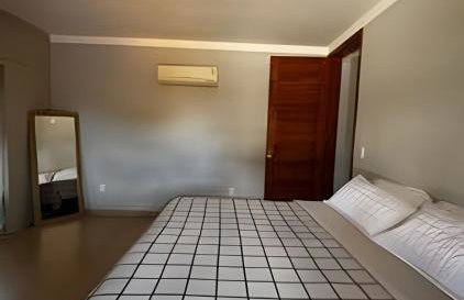 Casa incrível com piscina, hidromassagem e sauna - Foto 18