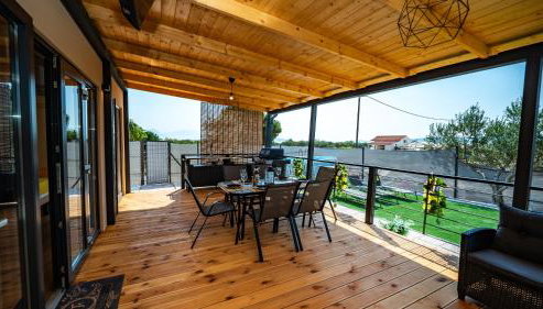 Red eirth Kastel Stafilic - Foto 3