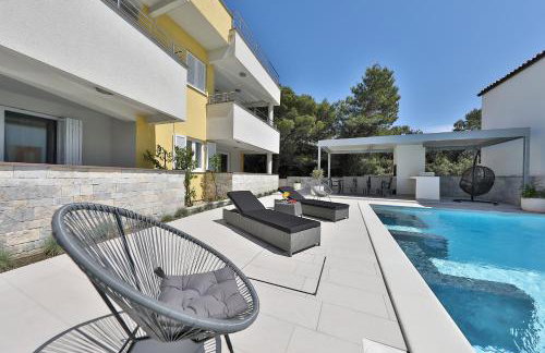 Luxury Villa Nada with Pool - Foto 19