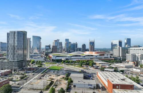 Skyline Nights in Downtown Nashville Walk to Broadway with Pool and Gym - Foto 64