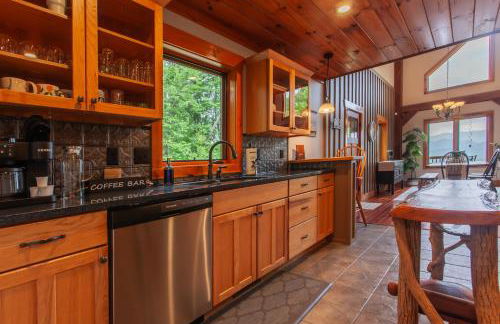 Chasing Sunsets: A Cozy 2-Bedroom Cabin in Smoky Mts with Stunning Mountain Views. - Foto 53