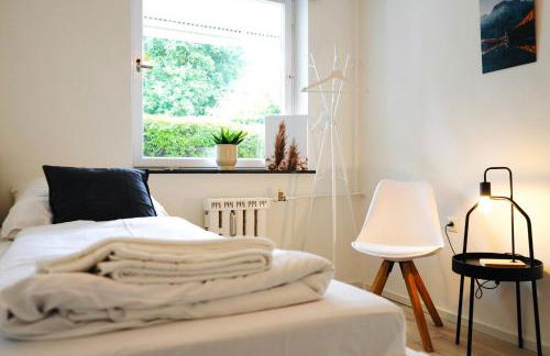 Erholsames Wohnen für 6 Personen-Parkplatz-Waschmaschine-Garten - Foto 16