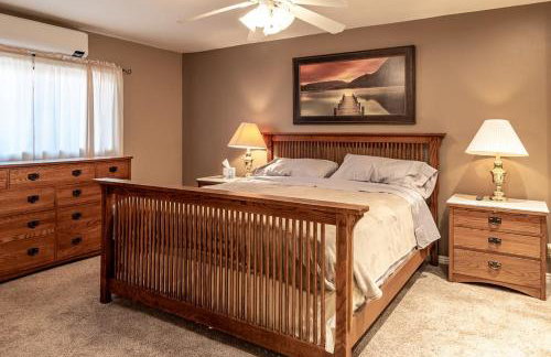 Moovalya Keys | Spacious Riverfront Retreat • Private Dock - Foto 20