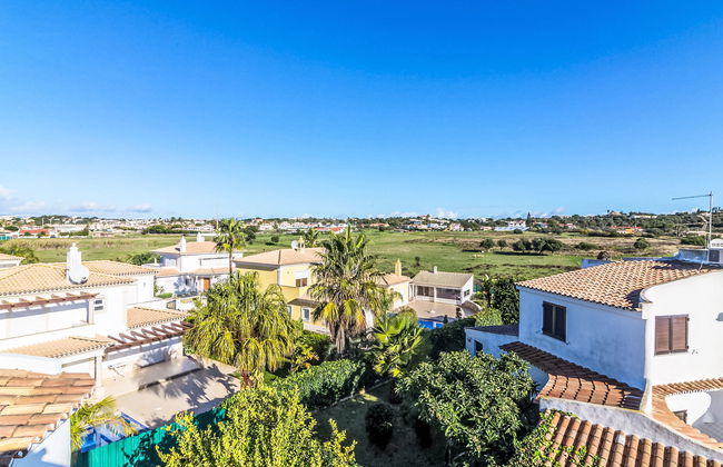 Arribas Villa - Photo 24