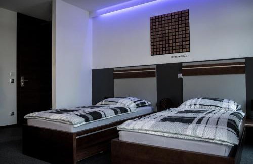 Triumph Inn Pension - Foto 19