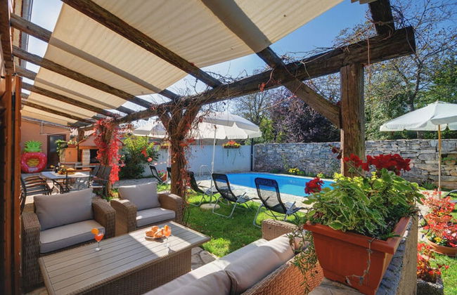 Villa in Batlug With Private Pool - Foto 38